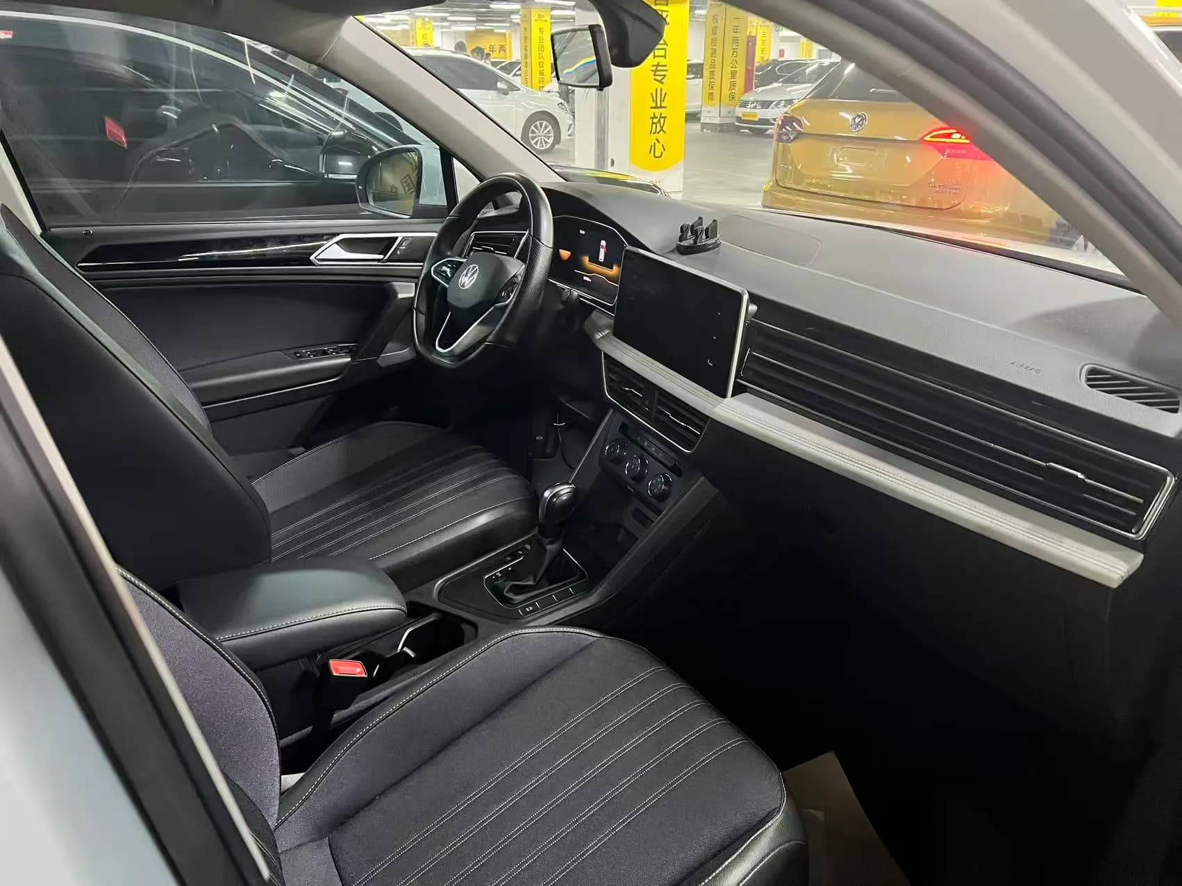 Volkswagen Tiguan L 330TSI 2022 4