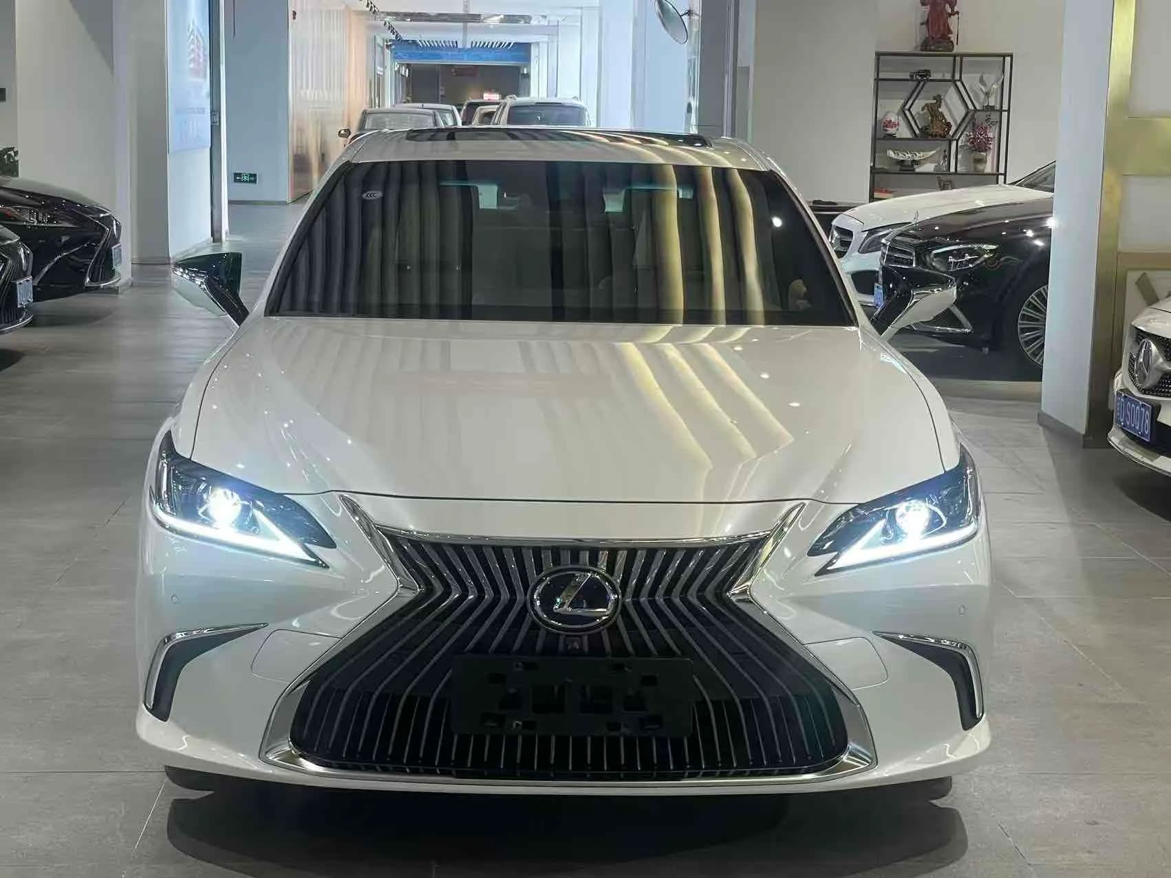 Lexus ES 2018 2