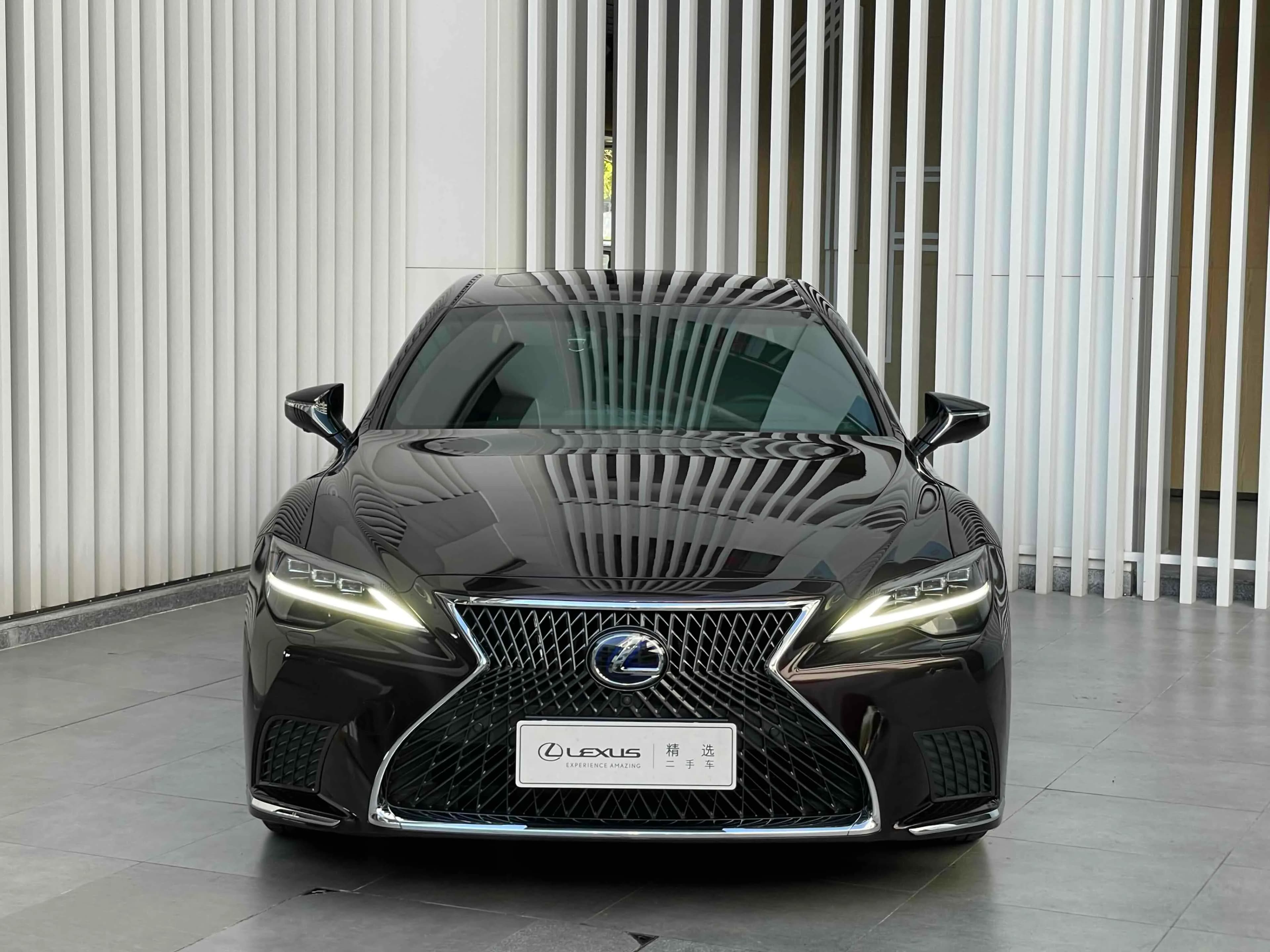 Lexus LS 2021 2