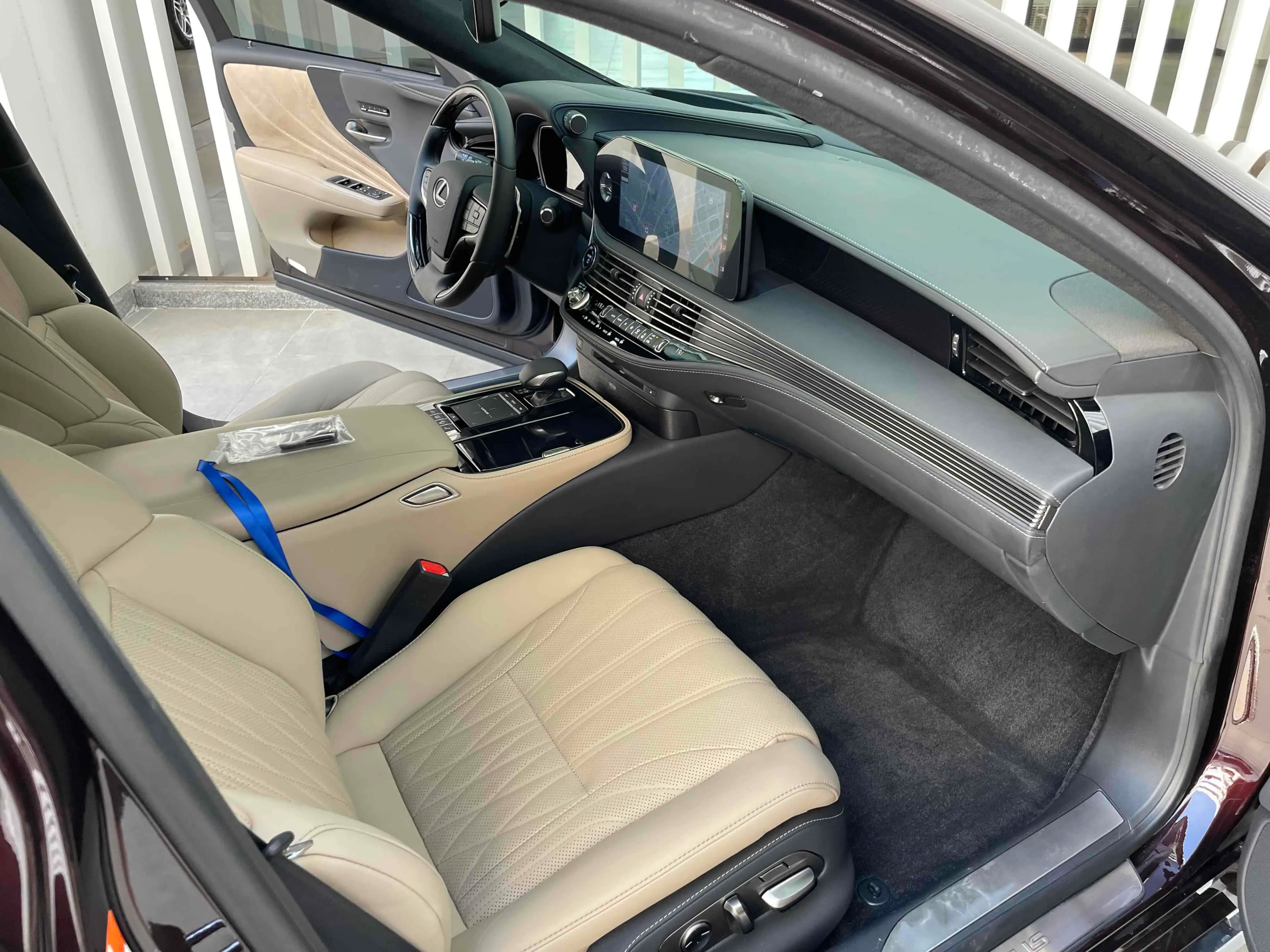 Lexus LS 2021 5
