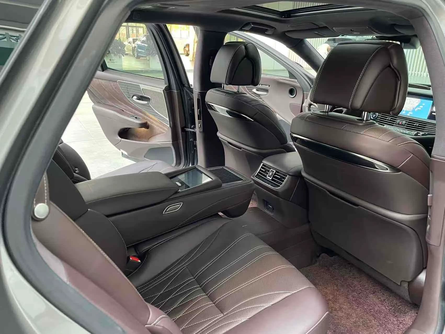 Lexus LS 2020 11