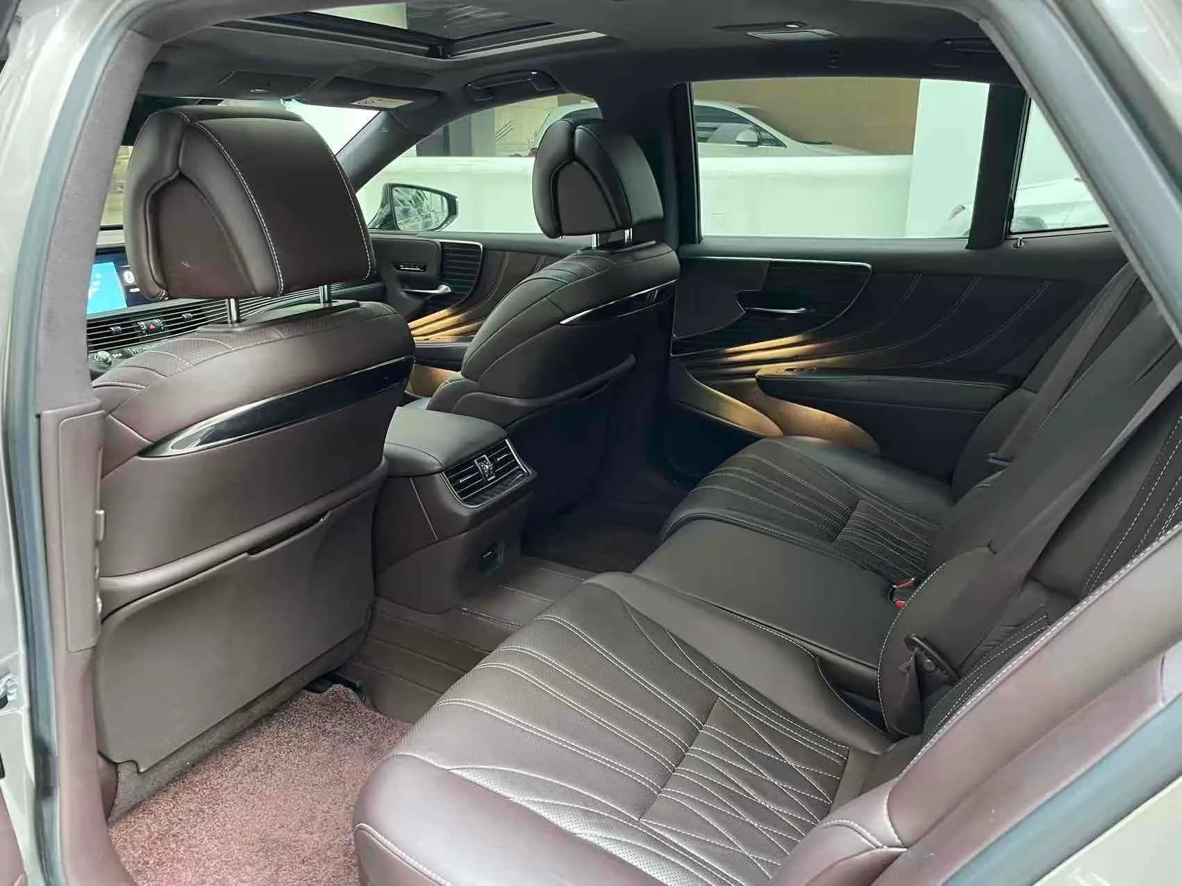 Lexus LS 2020 9