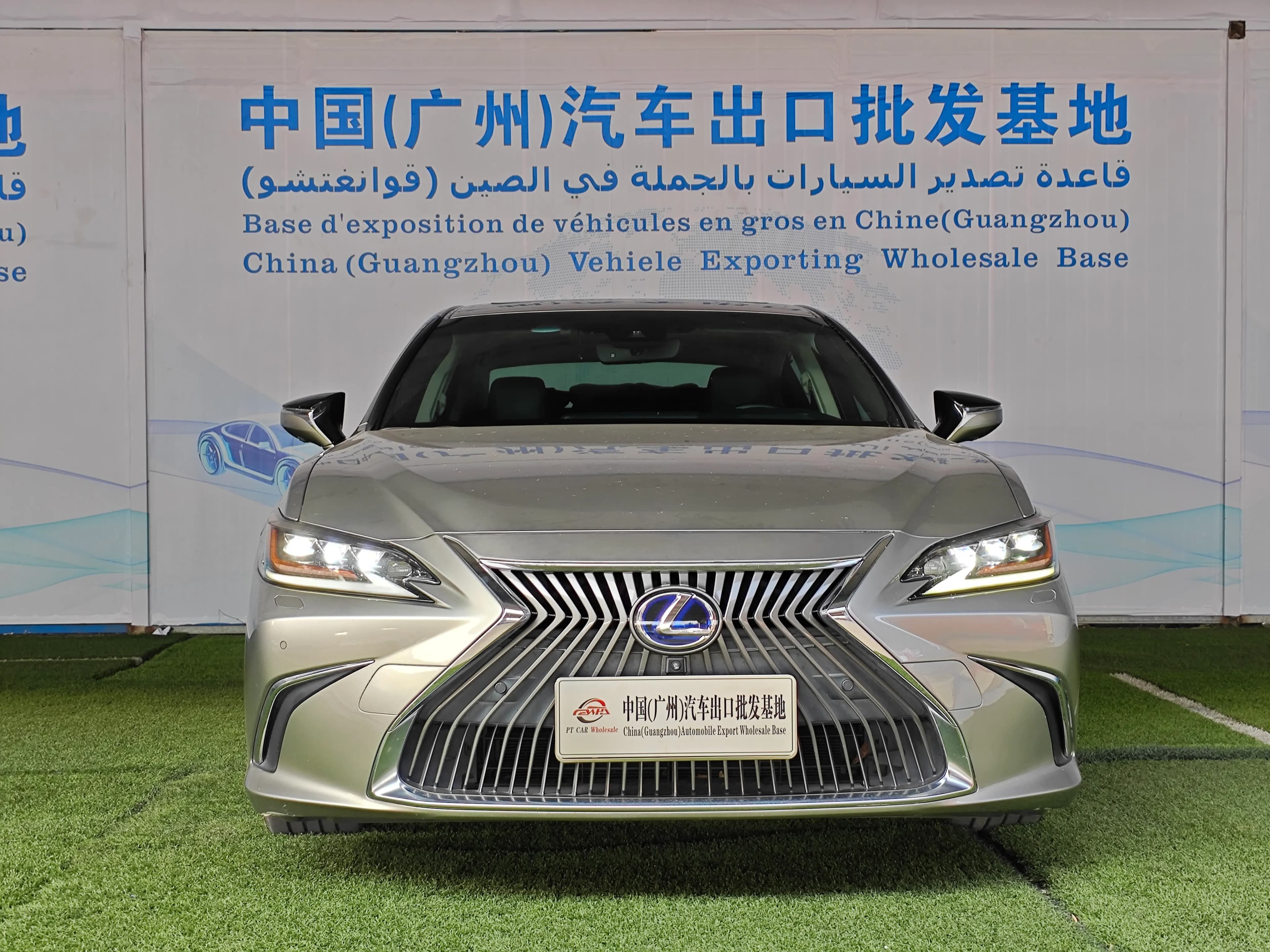 Lexus ES 2