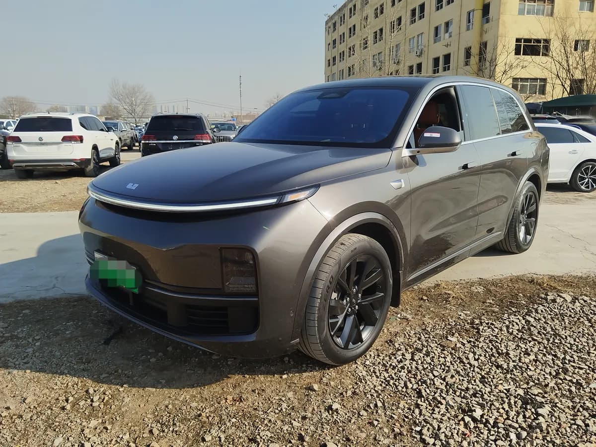 Li Auto L8 2023 Pro