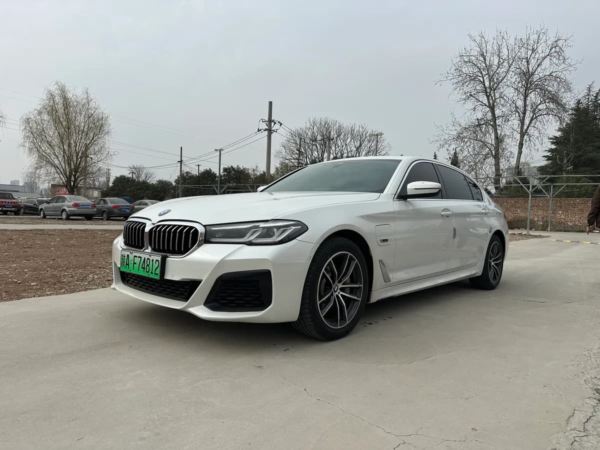 BMW 5 2022 535Le M