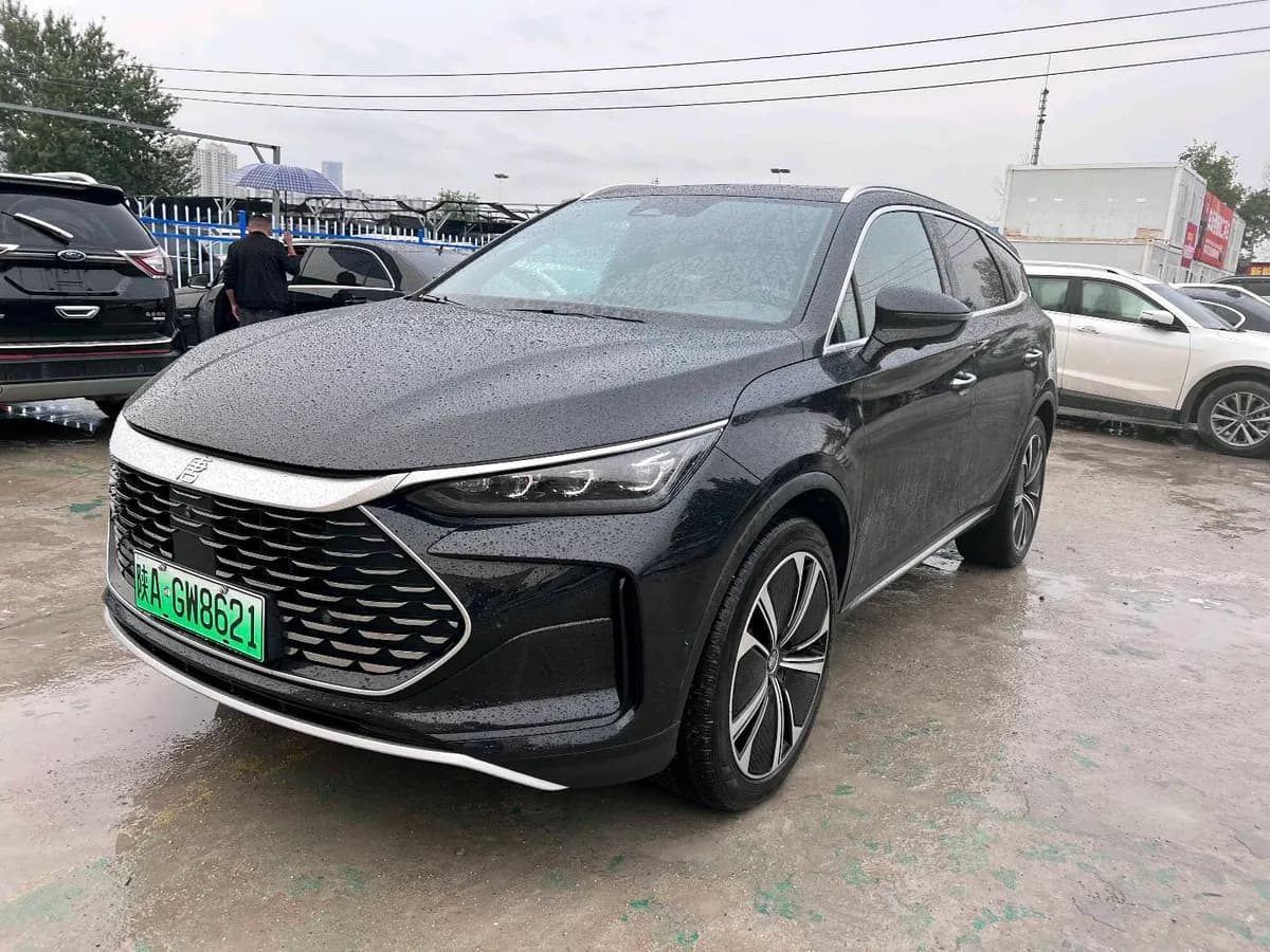 BYD 2022 DM-p 215KM