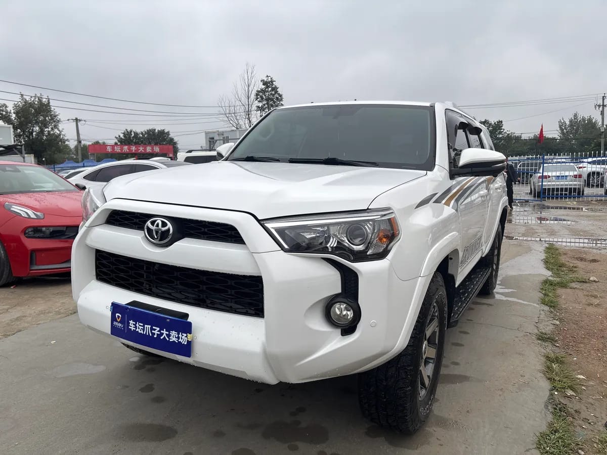 Toyota 4Runner 2010 6