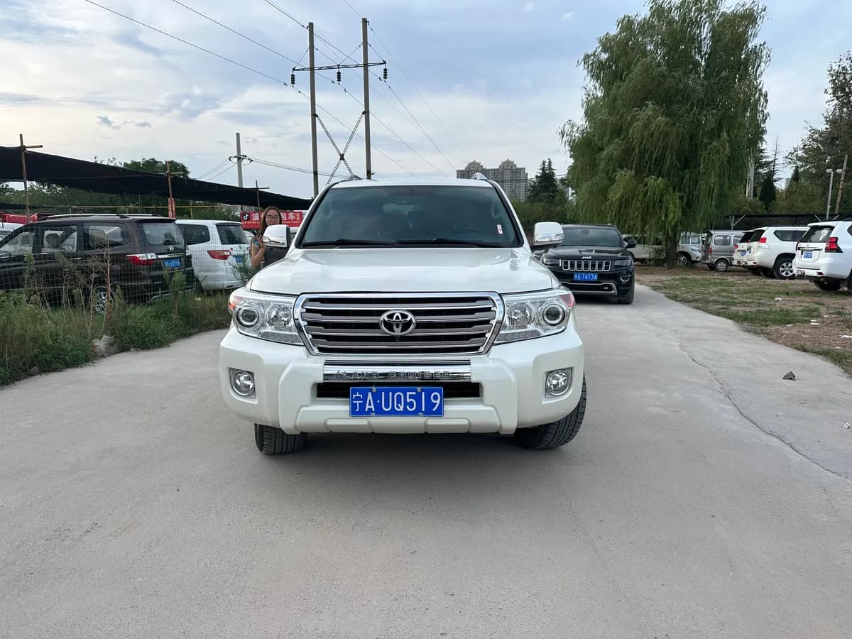 Toyota ( ) 2015 4.0L V6