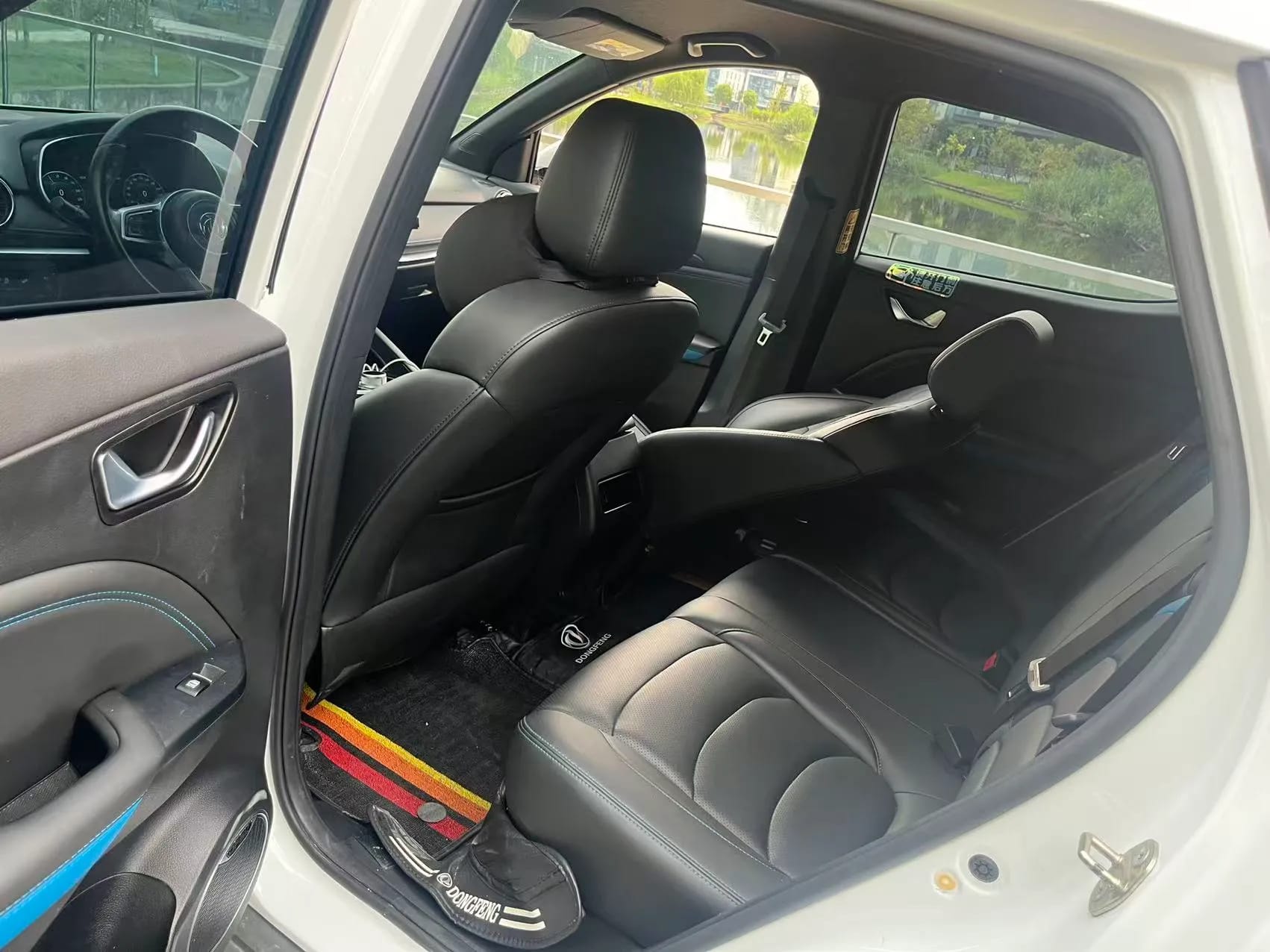 Dongfeng Fengon E3 2019 6