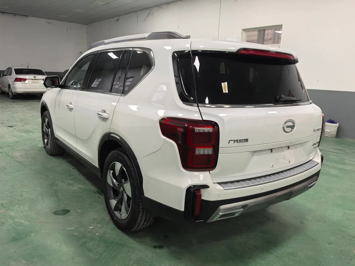GAC Trumpchi GS8 2020 3