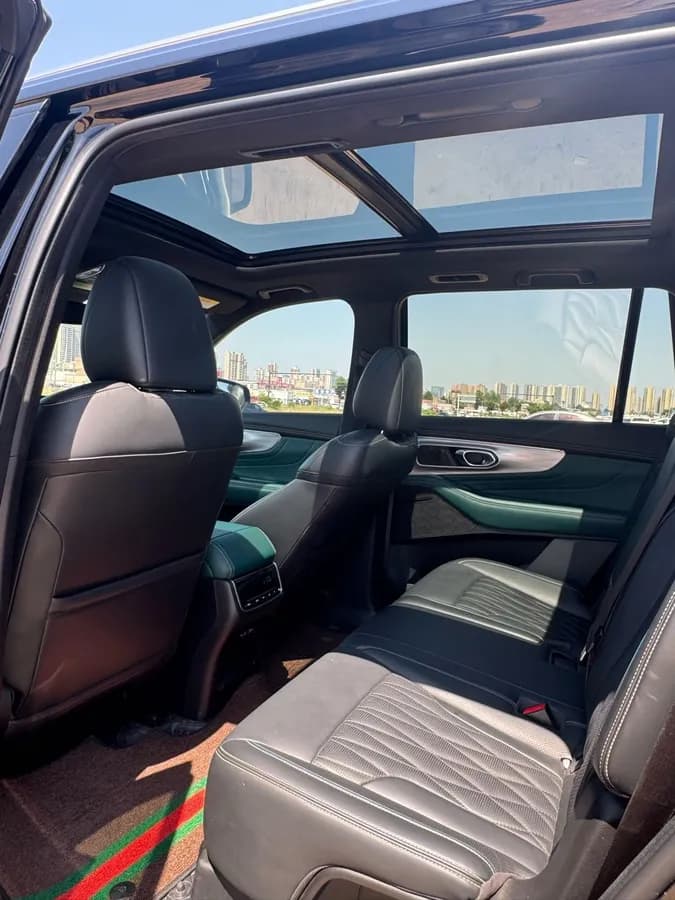 GAC Trumpchi GS8 2022 8