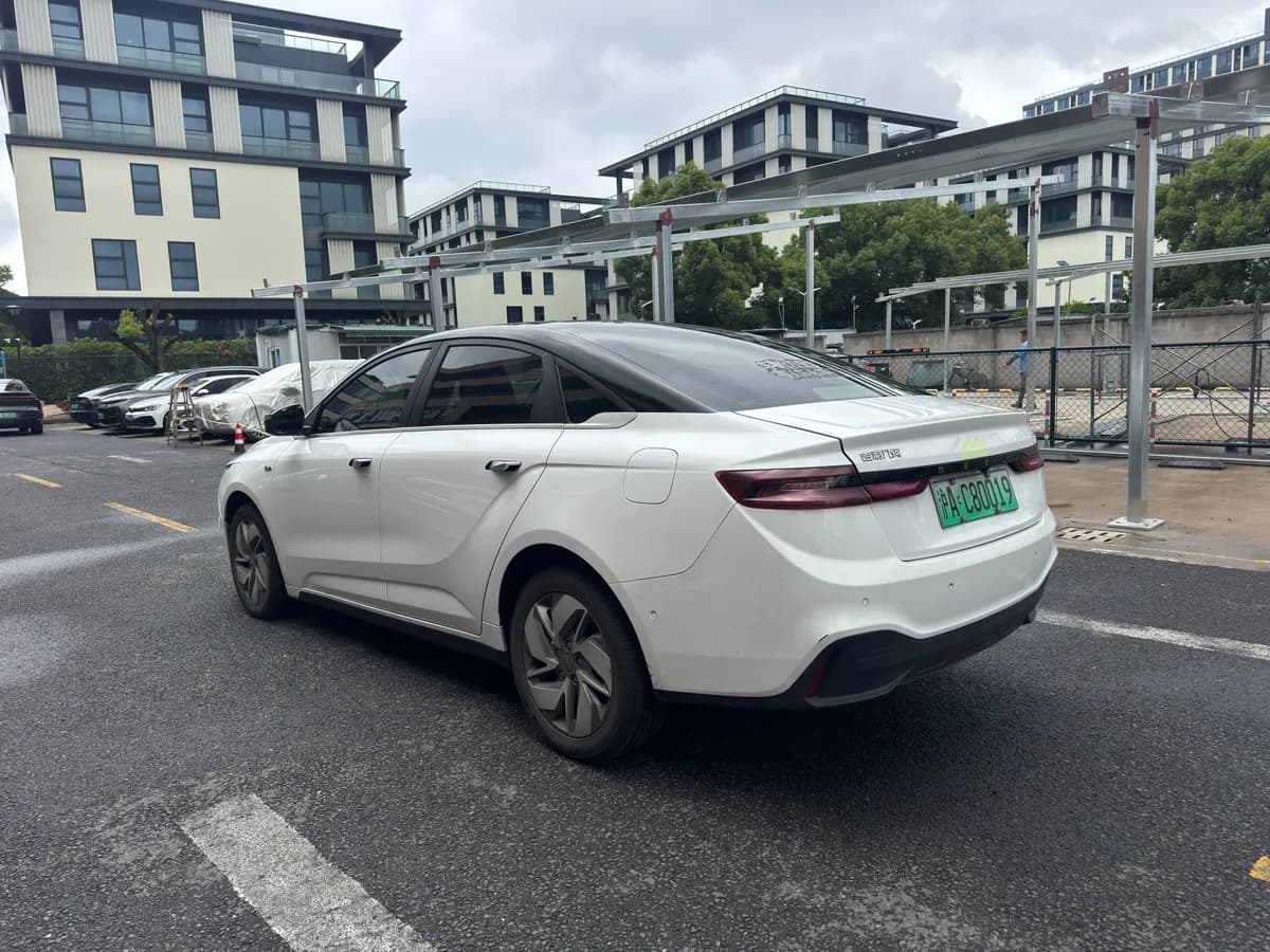 Geely Geometry A 2021 6