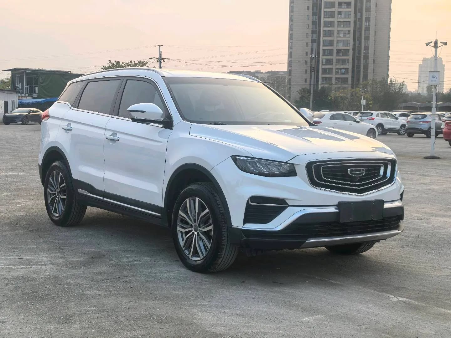 Geely Boyue 2020 10