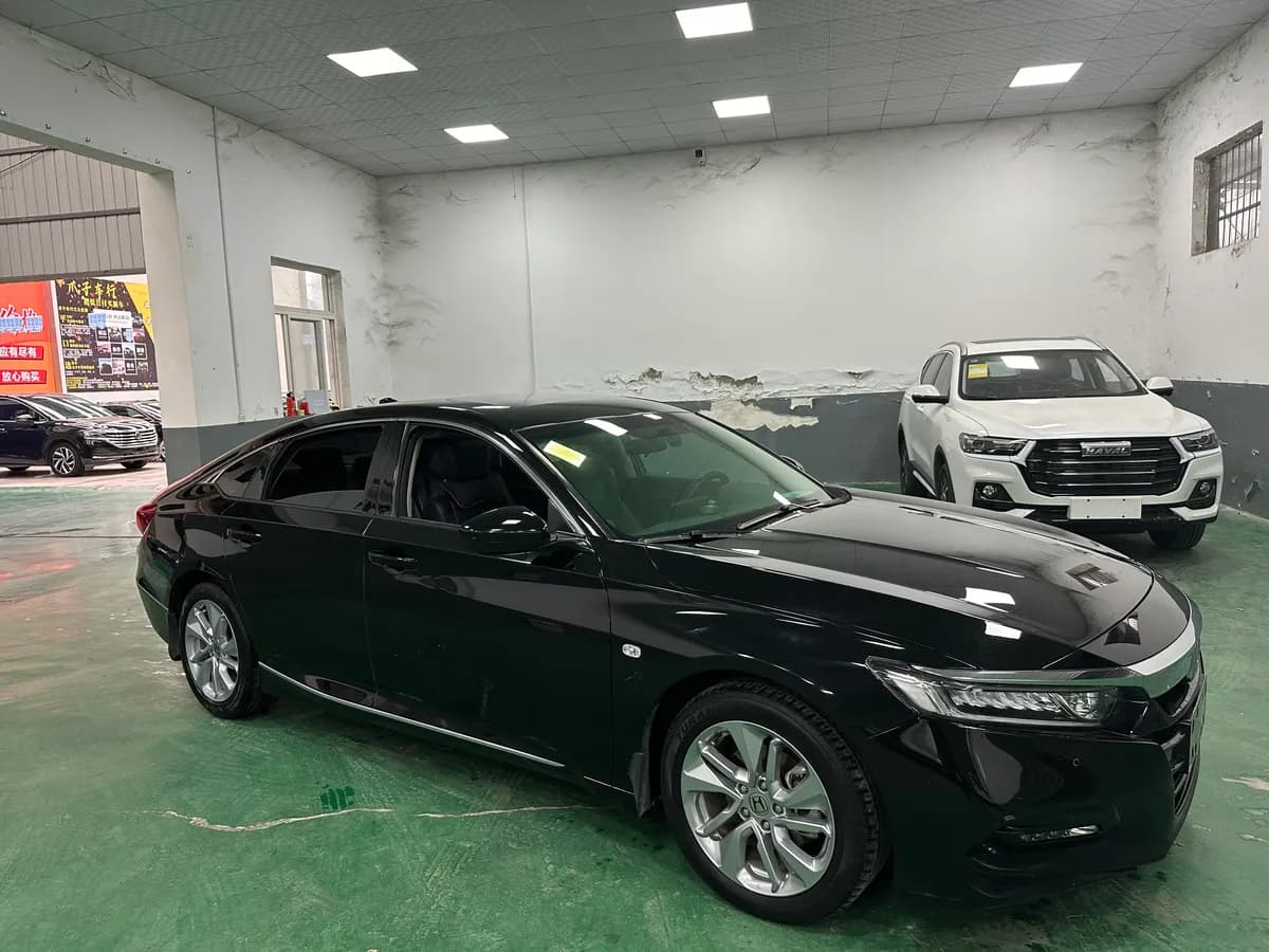 Honda Accord 2018 3