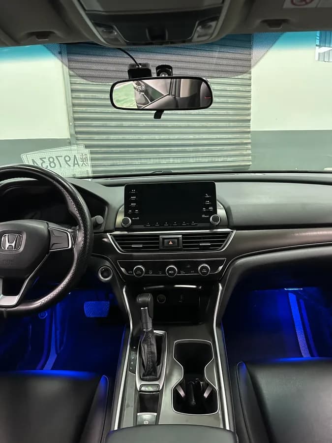 Honda Accord 2018 9
