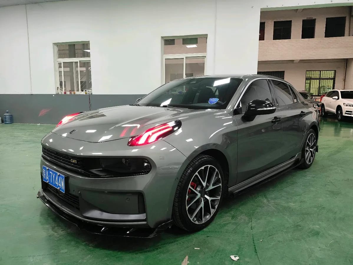 Lynk & Co 03 2021 2.0TD