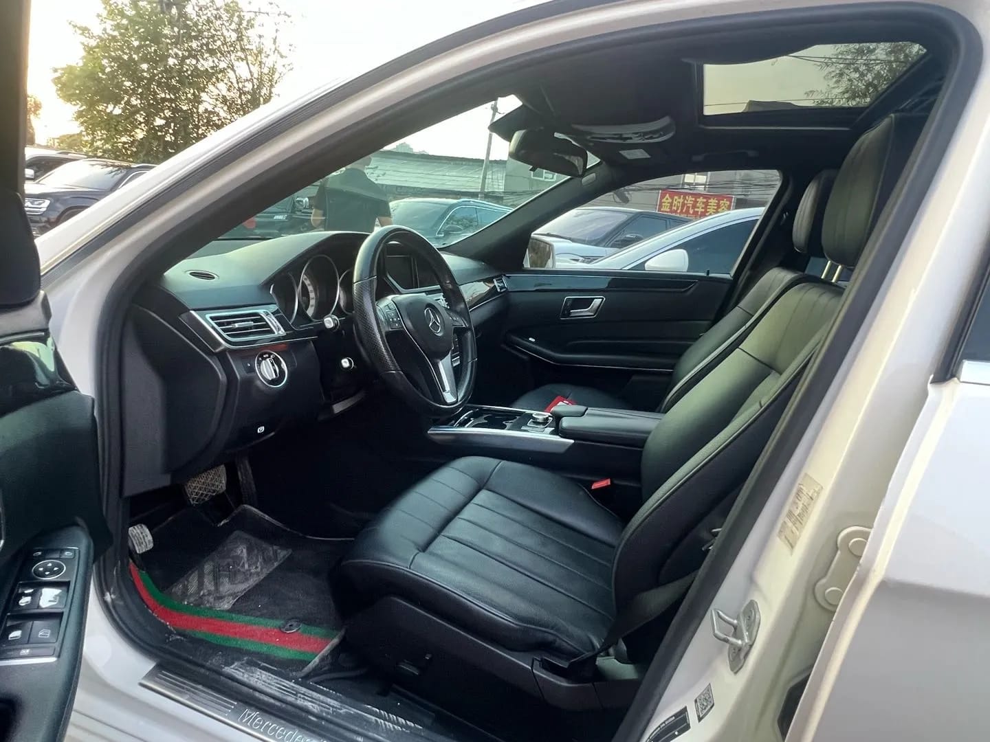 Mercedes-Benz E 2015 8