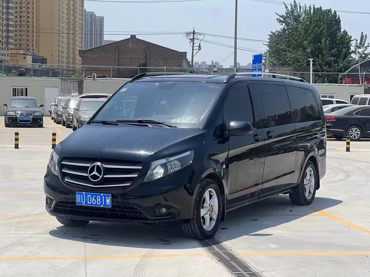Mercedes-Benz 2018 2.0T V