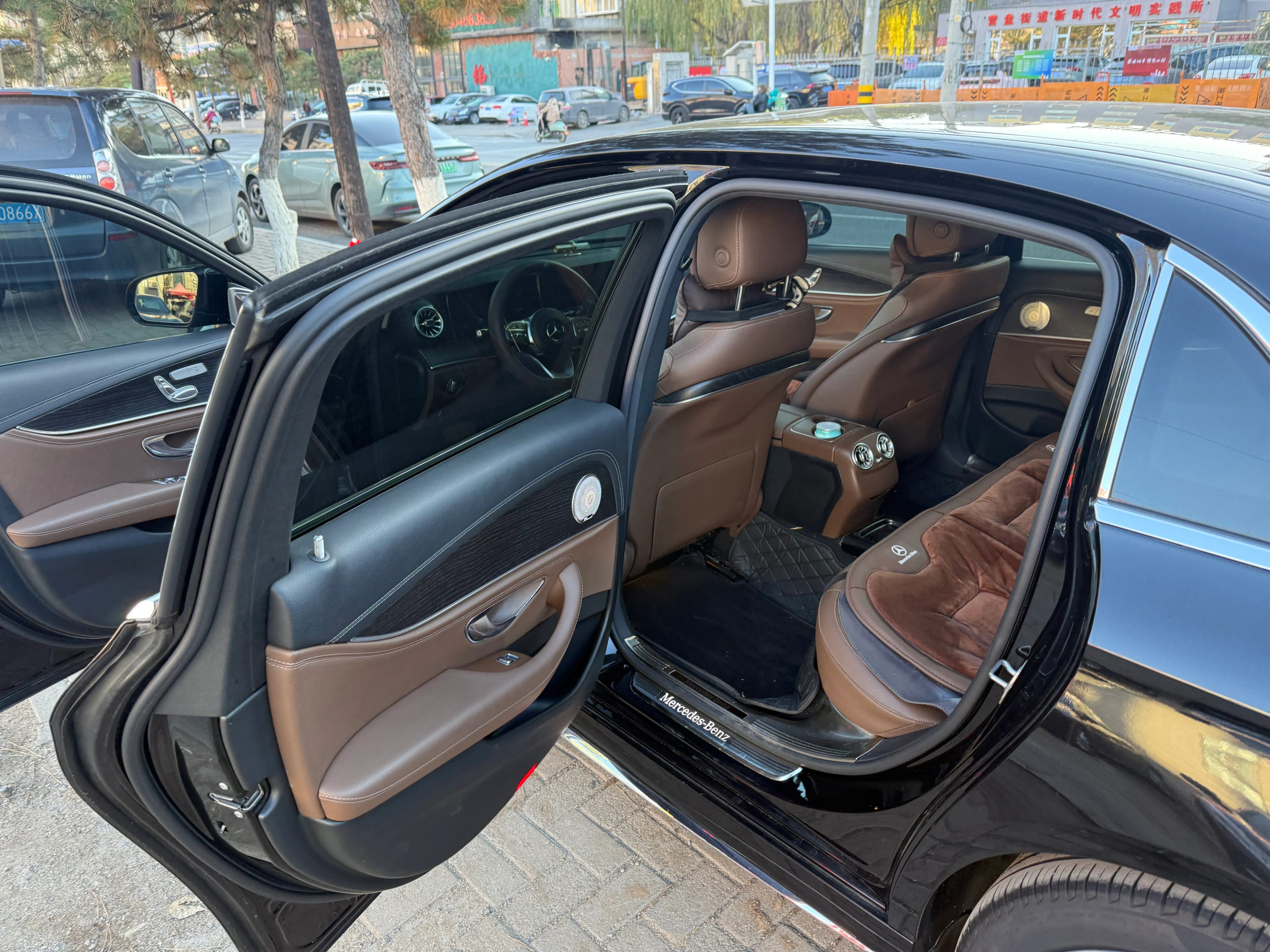 Mercedes-Benz E 2019 5