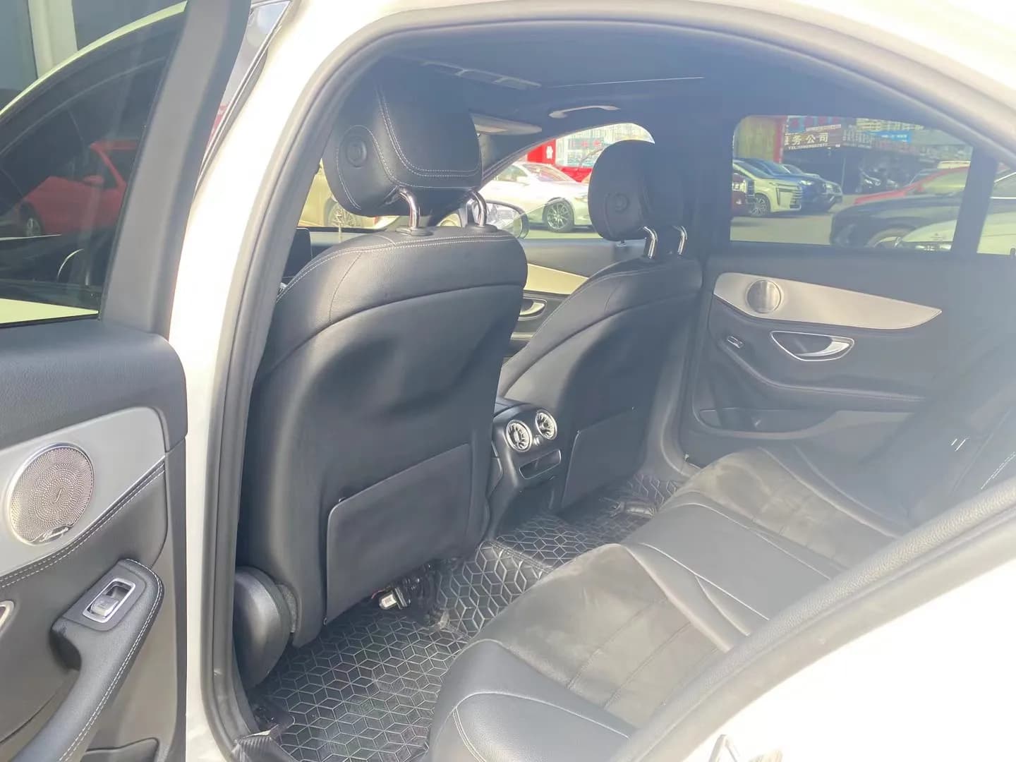Mercedes-Benz C 2020 4