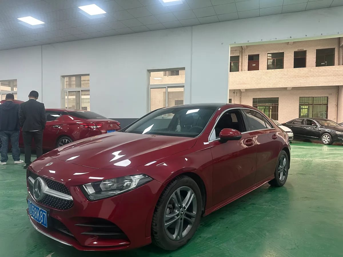 Mercedes-Benz A 2020 A 180 L