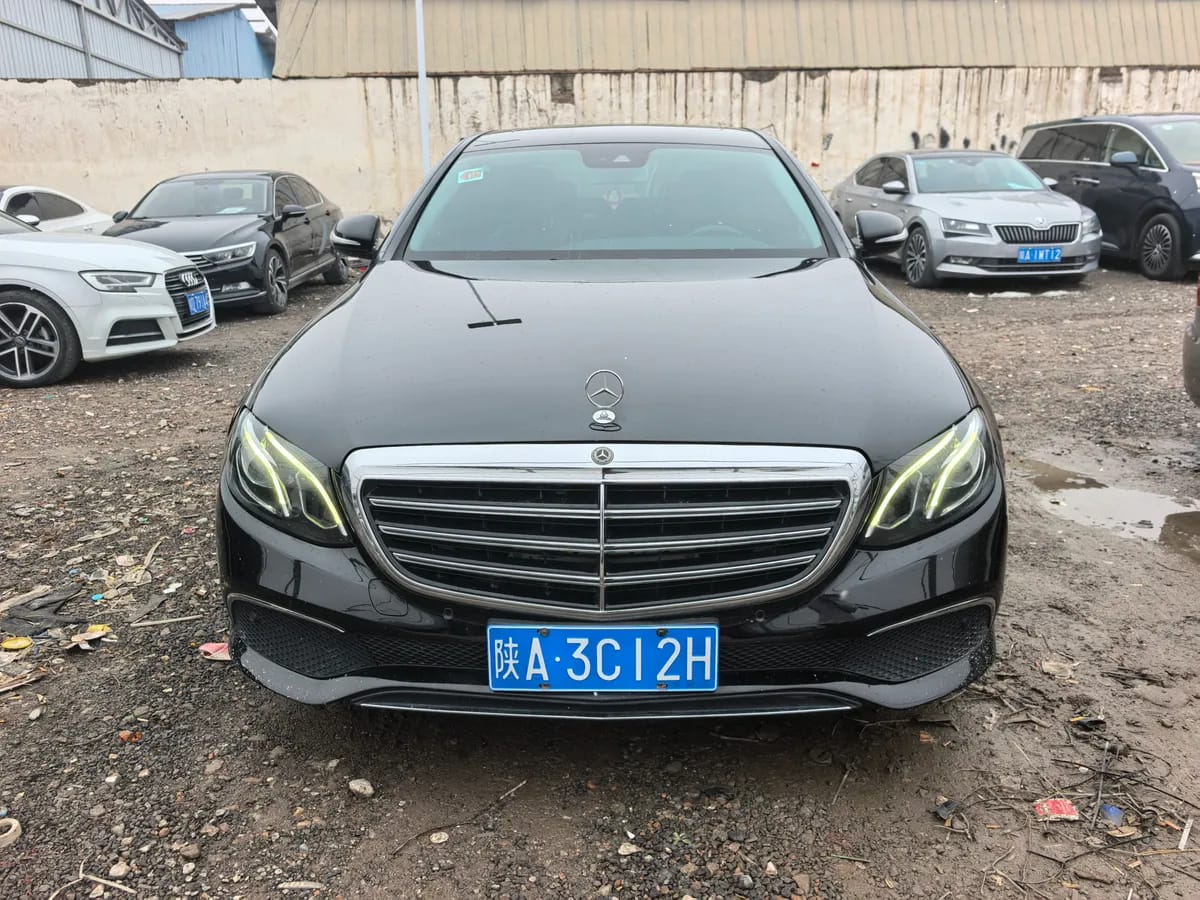 Mercedes-Benz E 2017 E 300 L