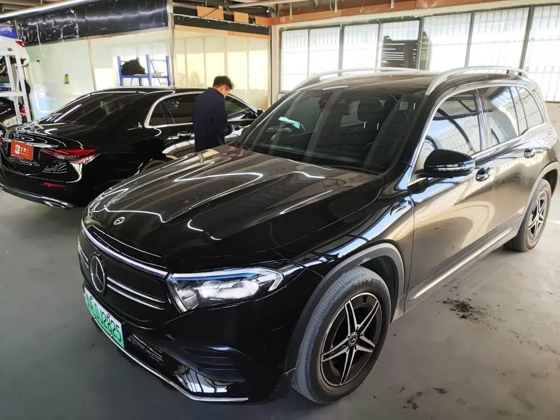 Mercedes-Benz EQB 2022