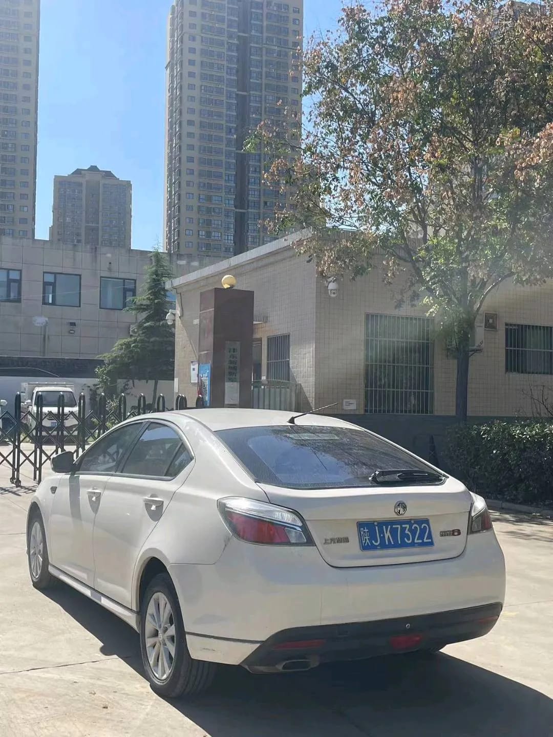 MG 6 2012 7