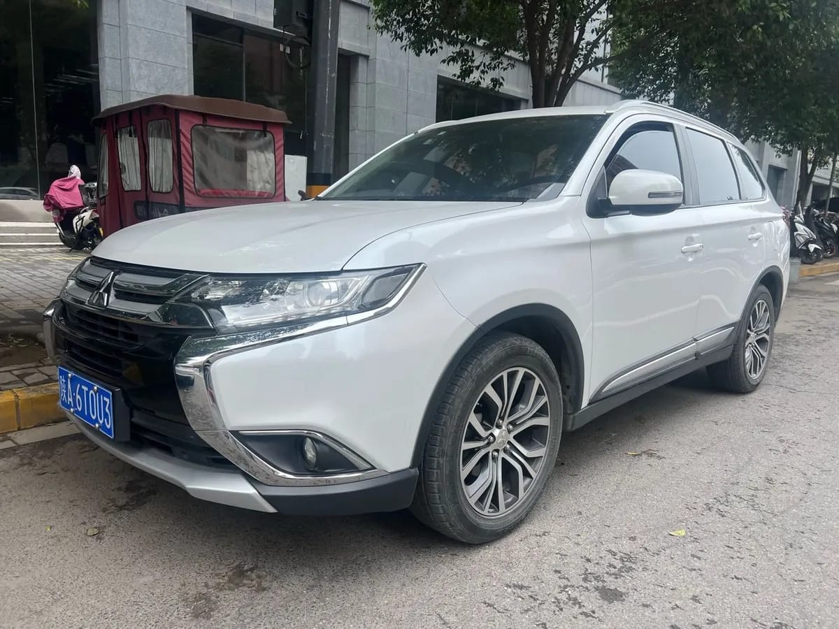 Mitsubishi 2018 2.0L 5