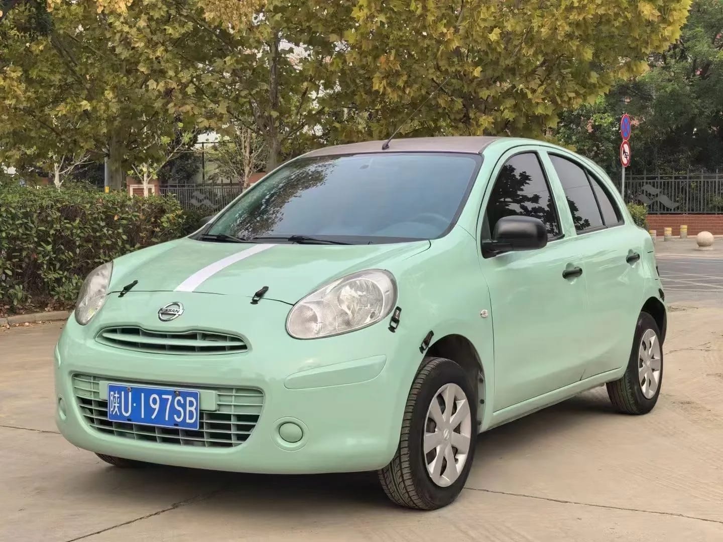 Nissan 2010 2