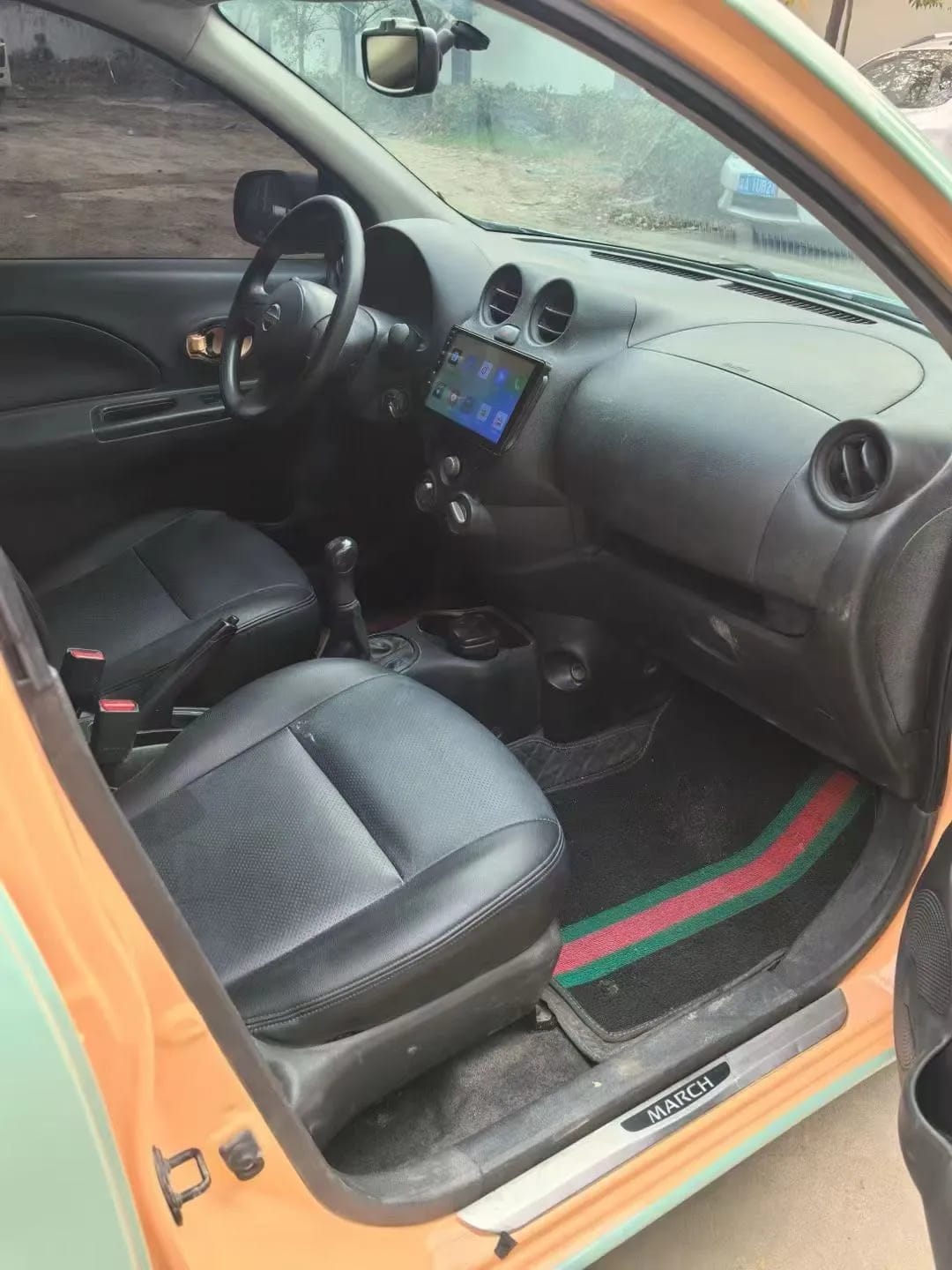 Nissan 2010 4