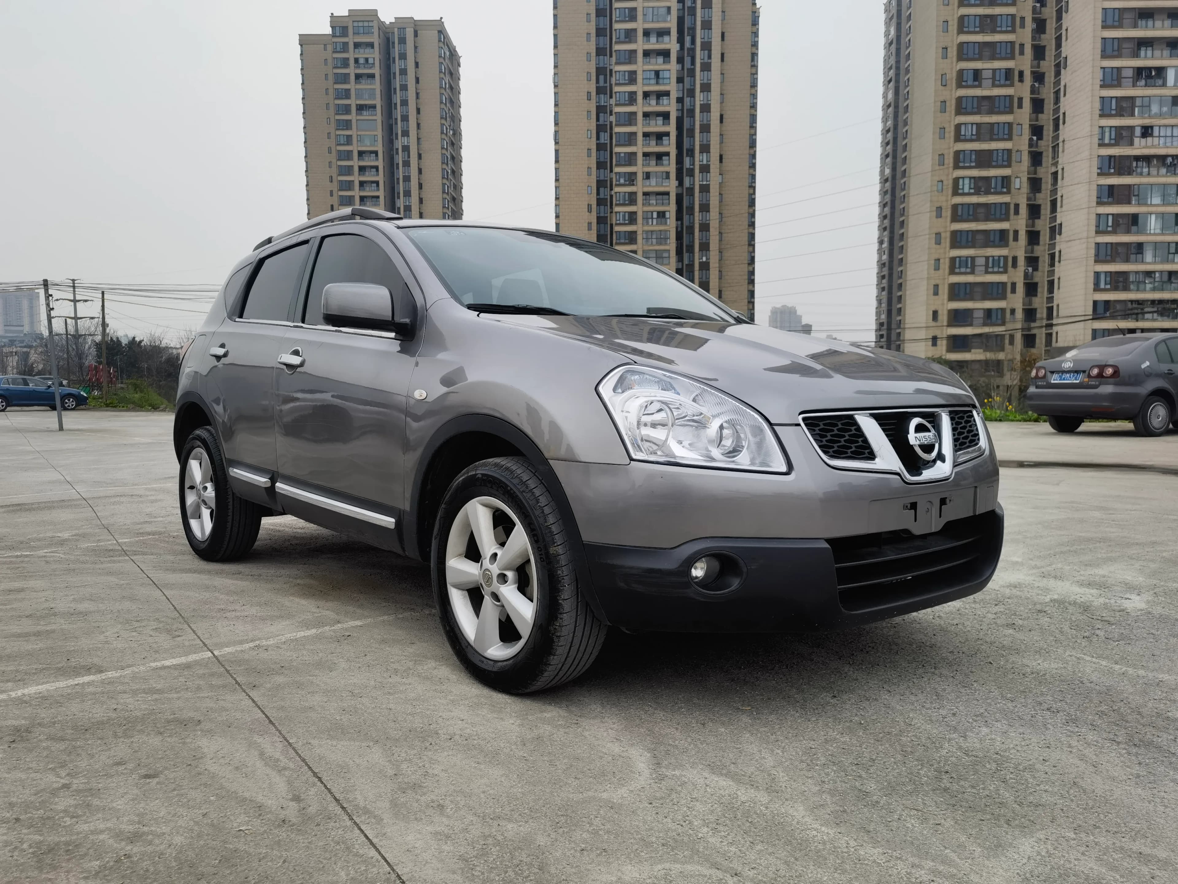Nissan Qashqai 2011 3