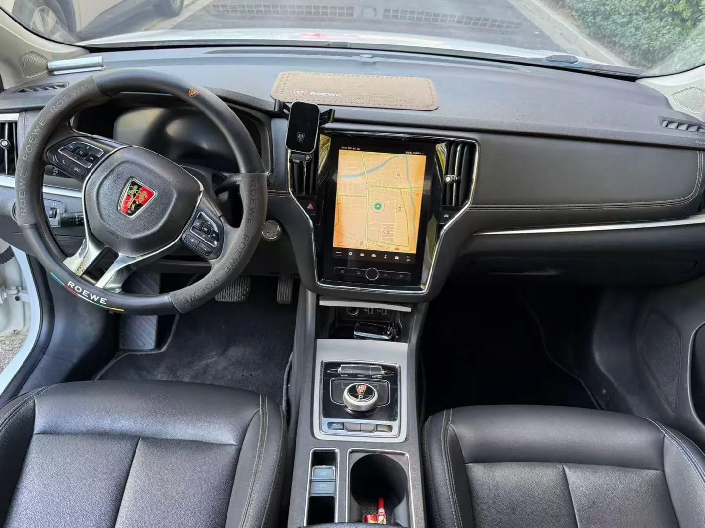 Roewe i6 2017 8