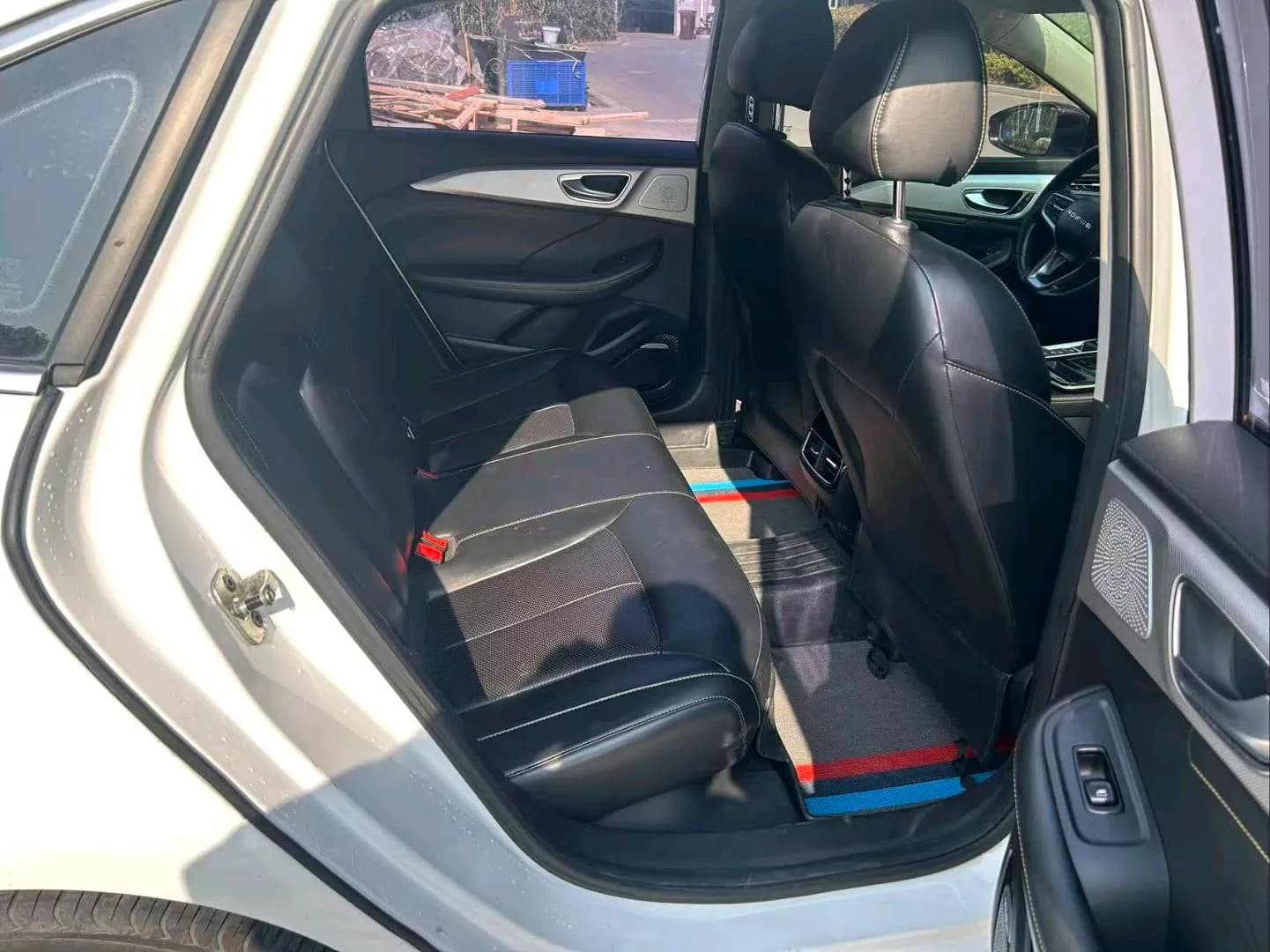 Roewe i6 2019 7
