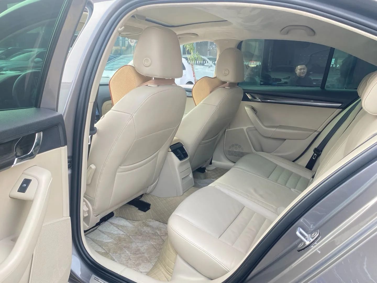 Skoda Octavia 2015 4