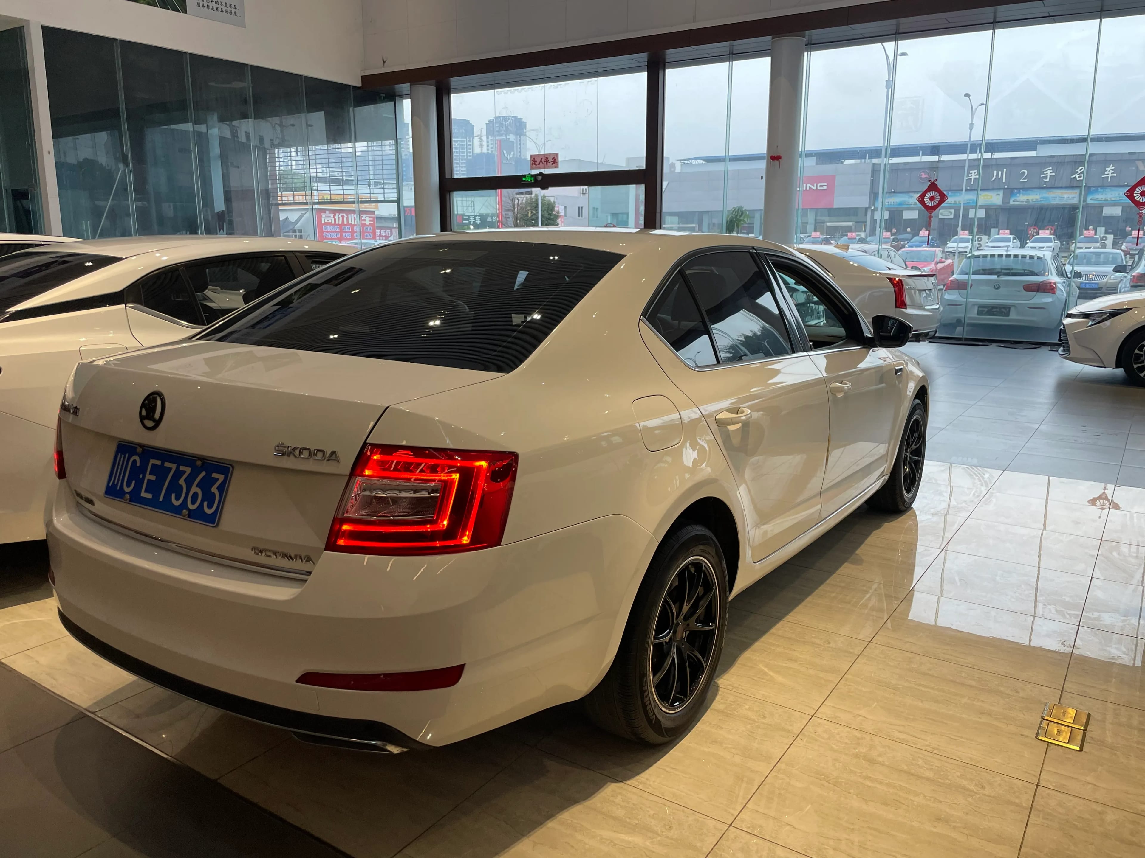 Skoda Octavia 2016 4