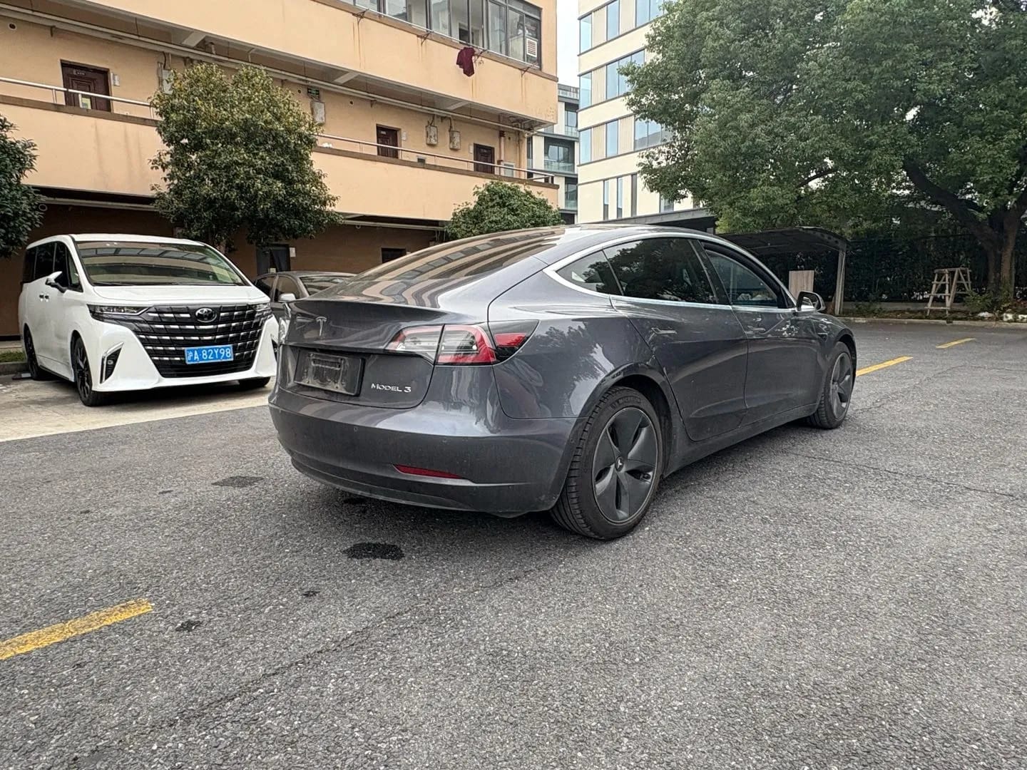 Tesla Model 3 2020 8