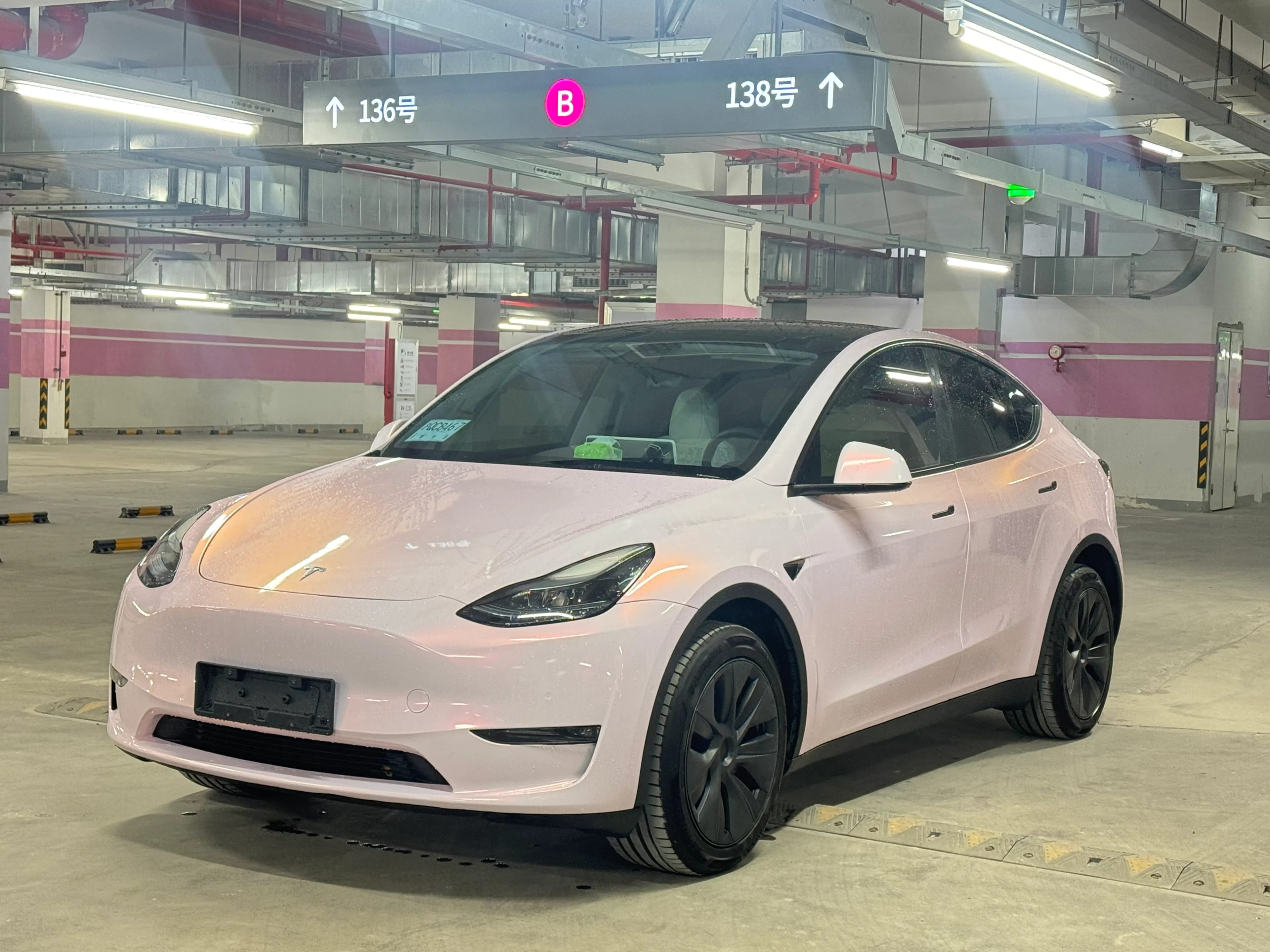 Tesla Model Y 2023 3