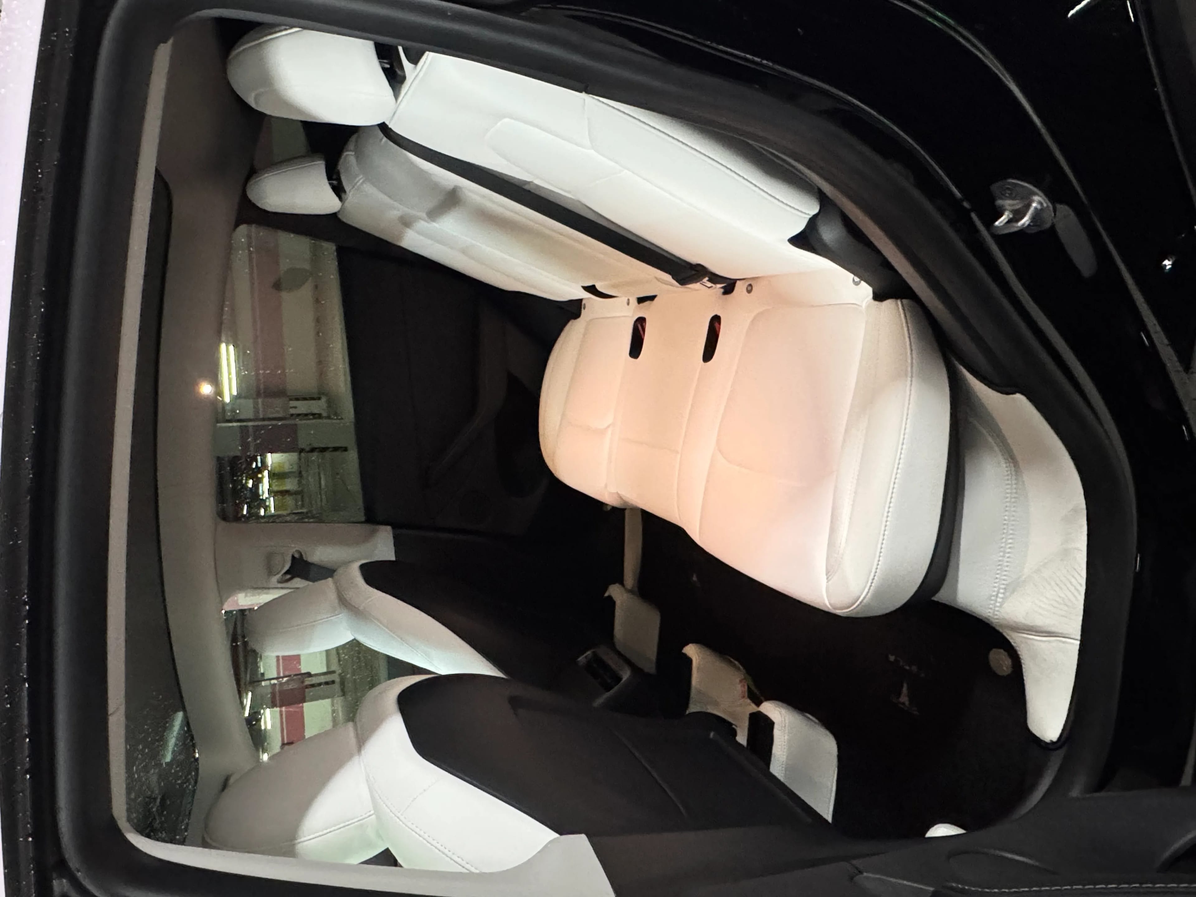 Tesla Model Y 2023 7