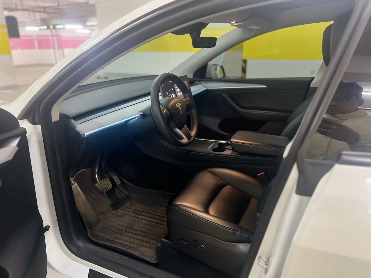 Tesla Model Y 2024 7