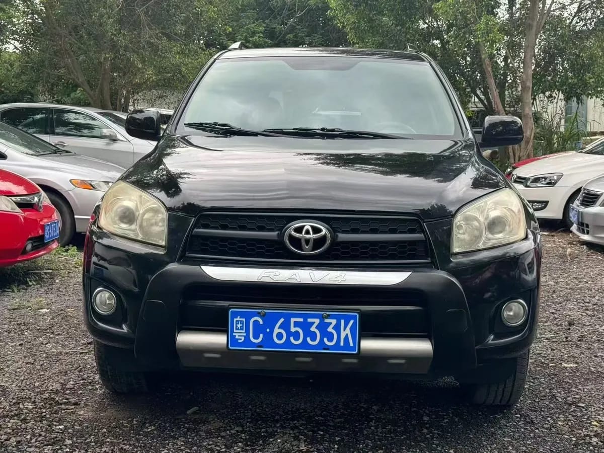 Toyota RAV4 2011 2.0L