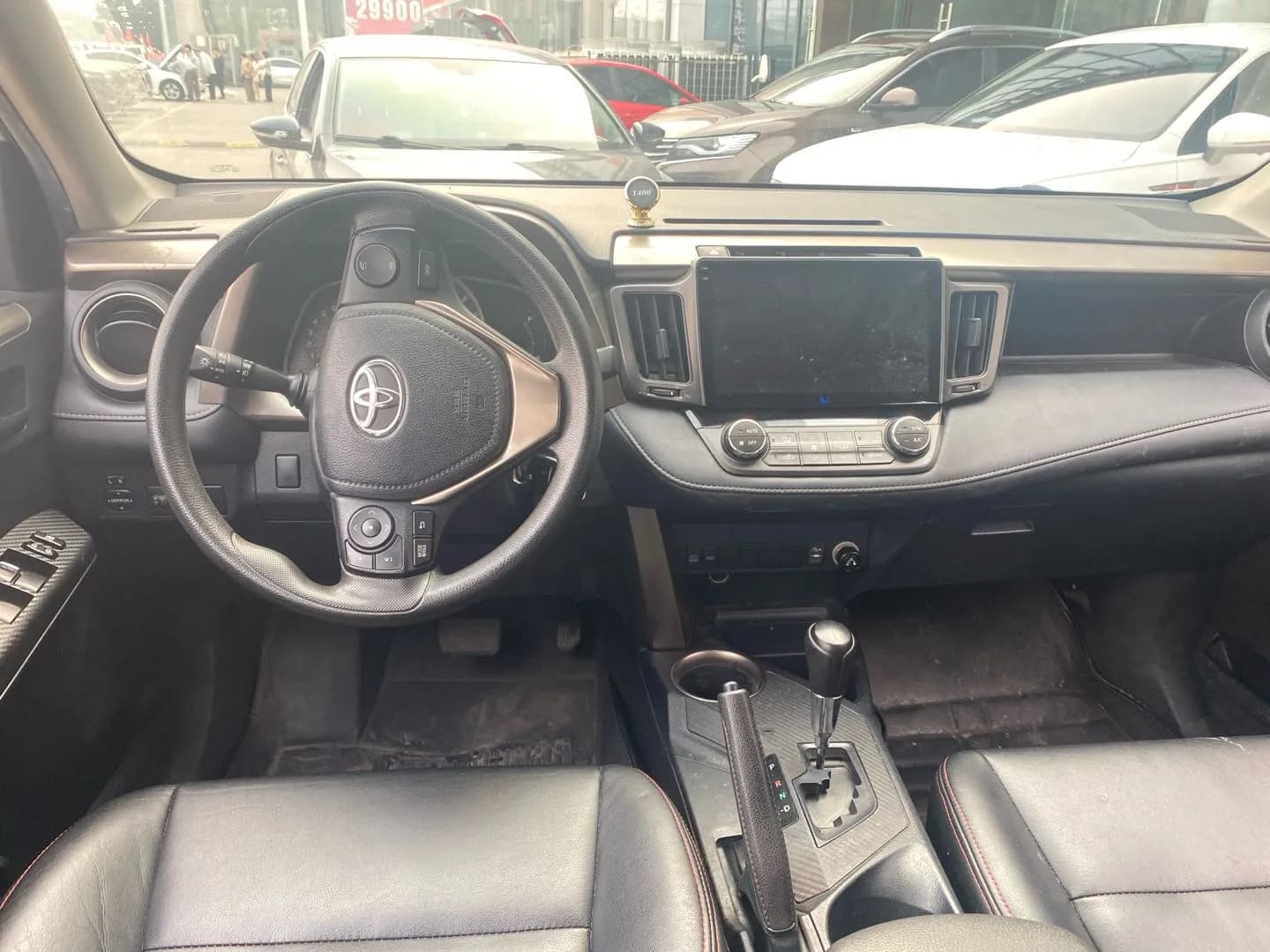 Toyota RAV4 2015 5