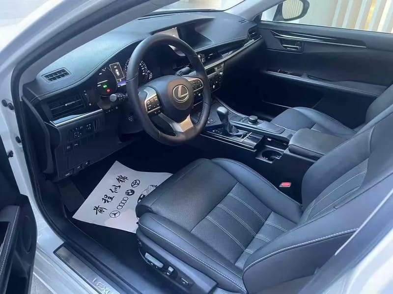 Lexus ES 2015 3