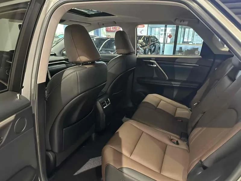 Lexus RX 2020 4
