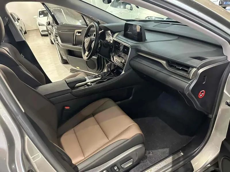 Lexus RX 2020 5