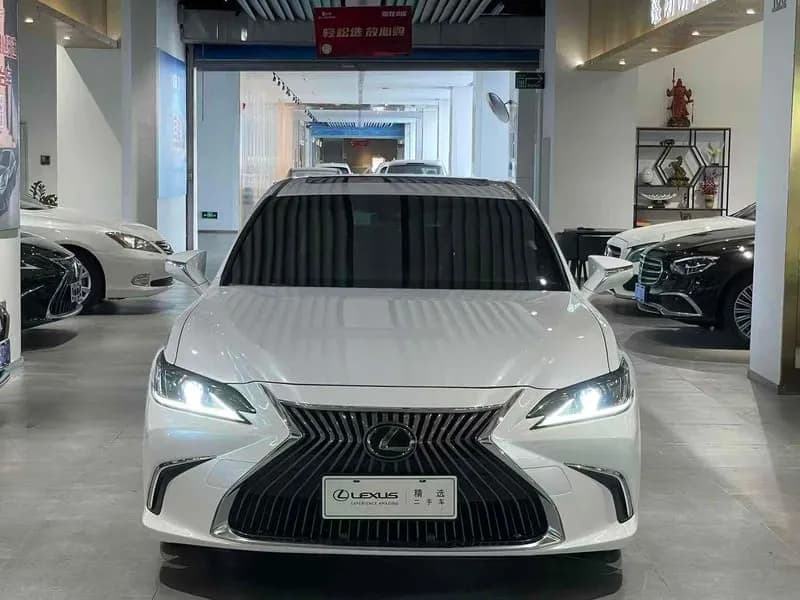 Lexus ES 2018 2