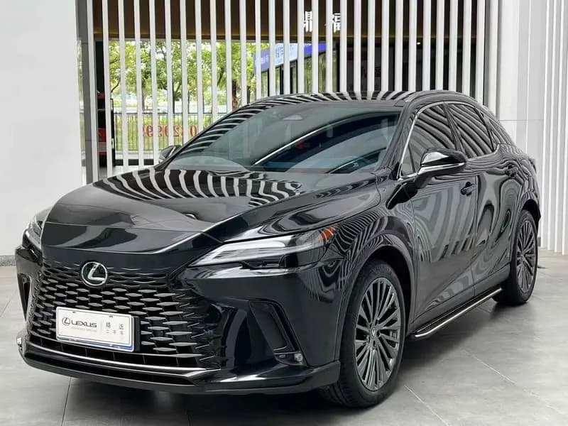 Lexus RX 2023