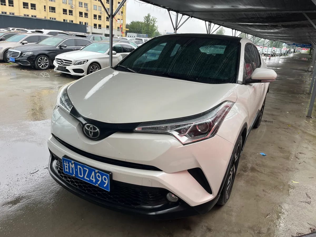 Toyota C-HR 1