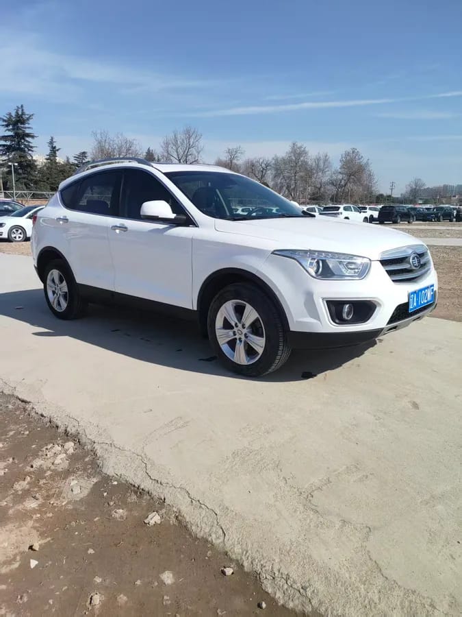 Bestune X80 2015 8