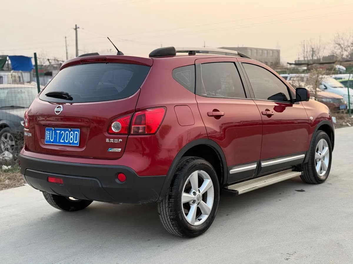 Nissan Qashqai 2012 4